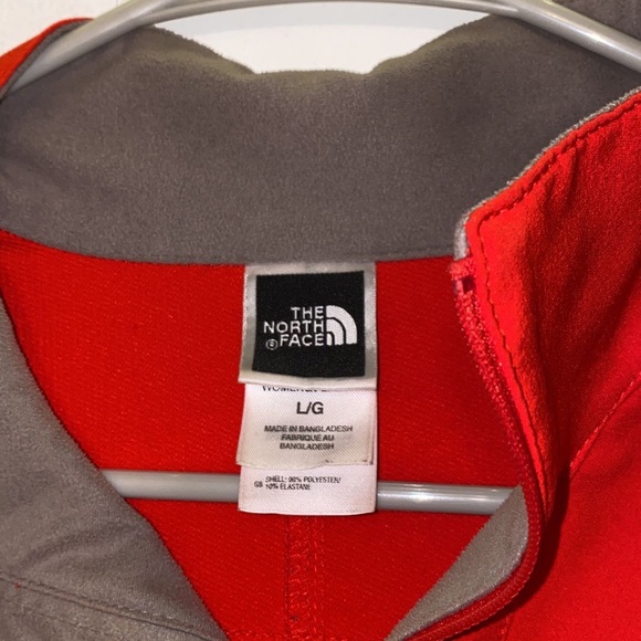 Red The North Face jacket - Picture 2 of 3